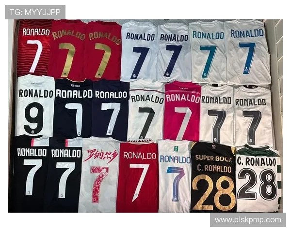 足球巨星感人告别球场视频回顾辉煌岁月与不舍瞬间