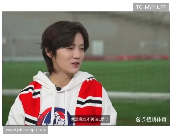 鹿晗在足球场上的精彩表现引发明星球迷热议与关注 鹿晗在足球场上的精彩表现引发明星球迷热议与关注