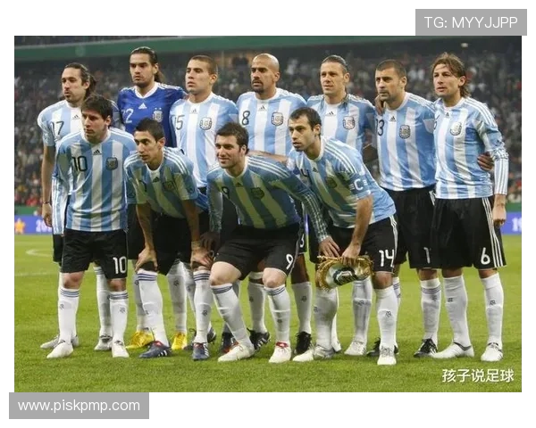 新一代年轻足球明星阵容崭露头角引领未来赛场风潮